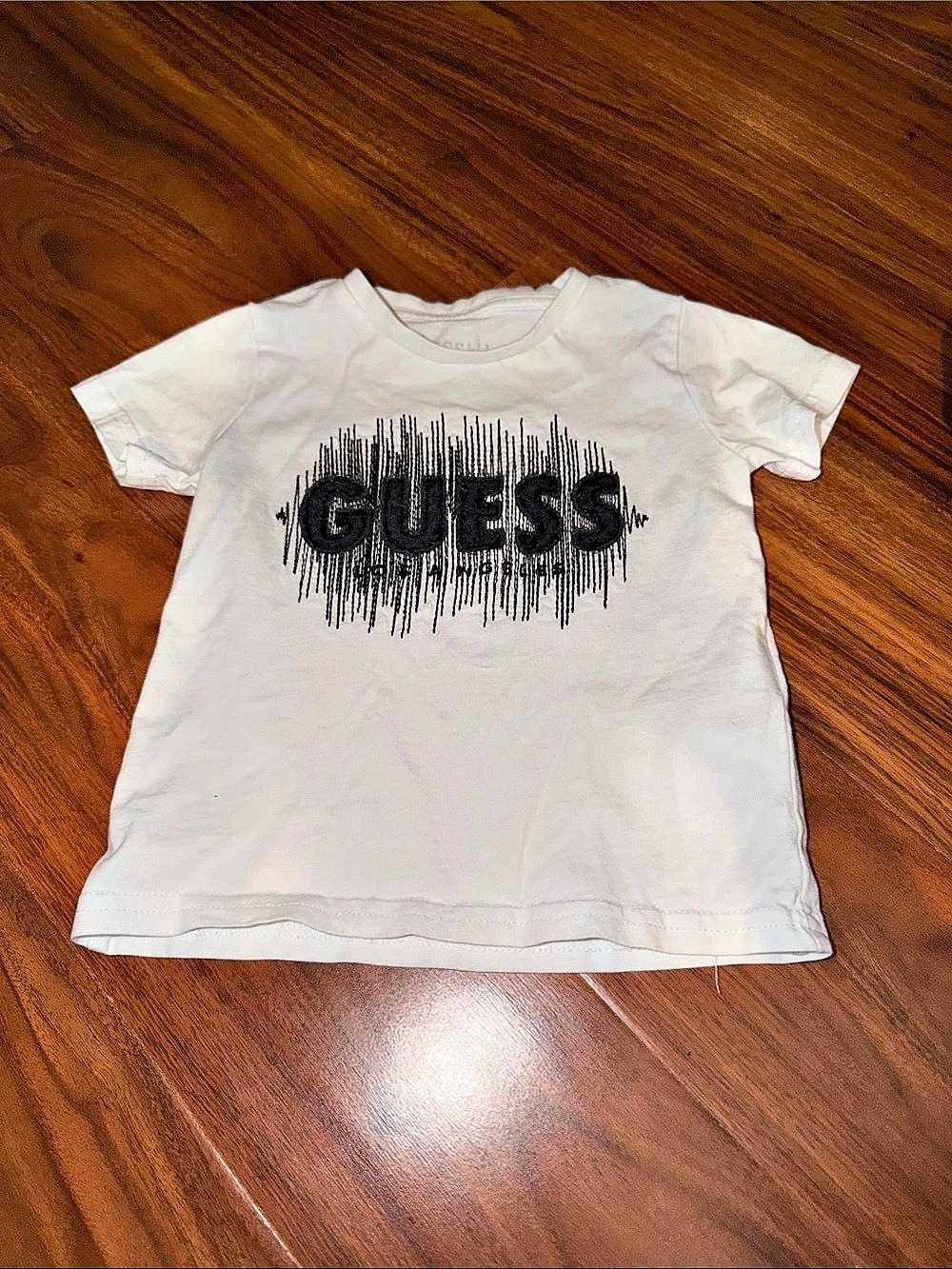 GUESS Girls Size 2 White Graphic Tee